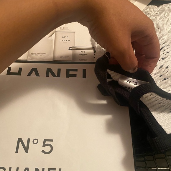 Chanel Factory 5 Bag and Book - Picture 3 of 6